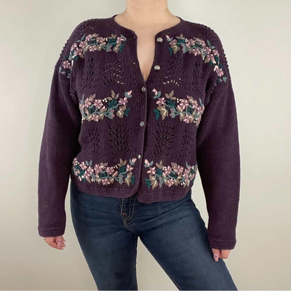 CHRISTOPHER & BANKS Vintage 90’s Purple Hand Embroidered Floral Knit Sweater